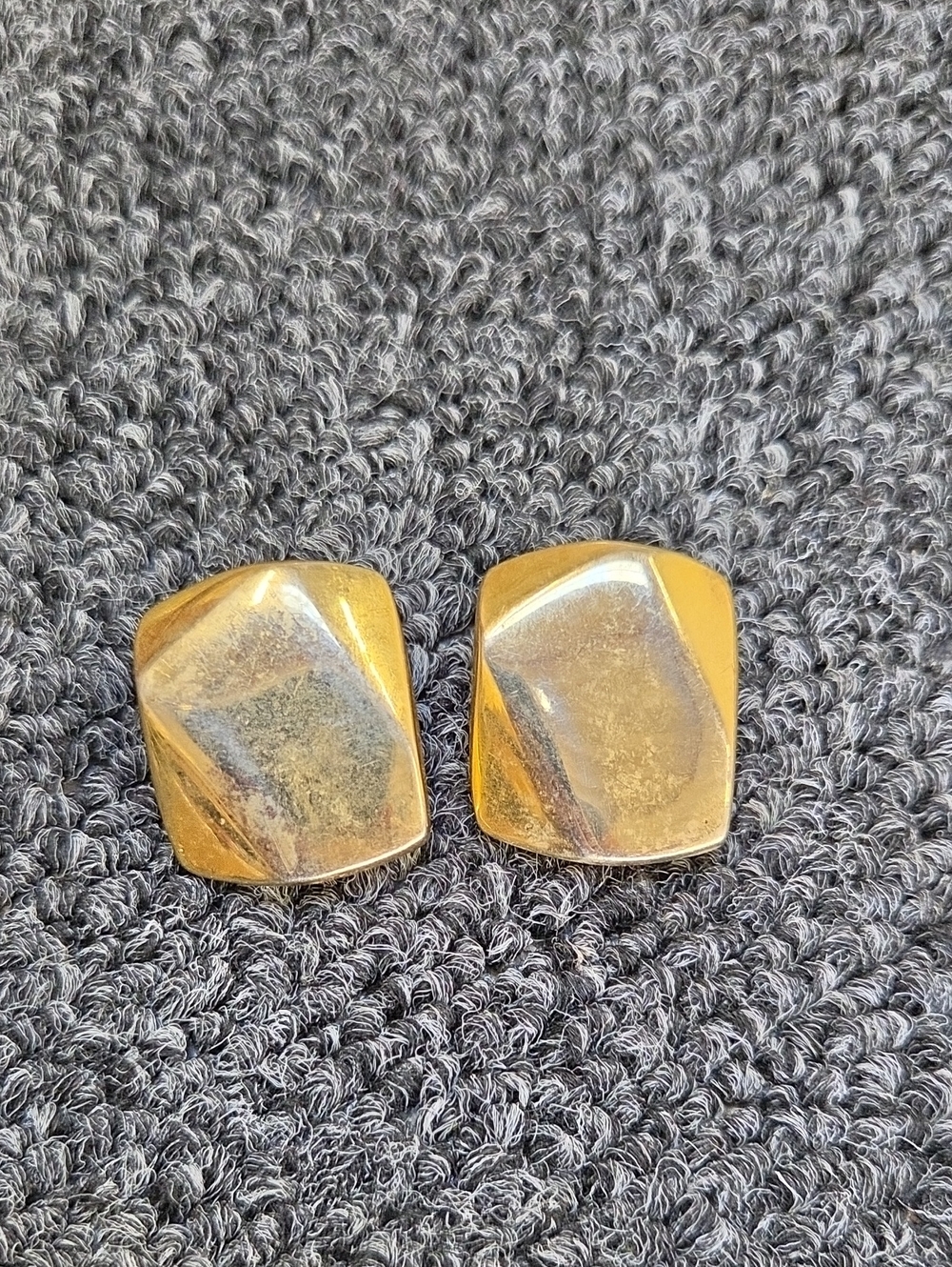 Kenneth Jay Lane Polished Gold-Tone Sculpted Clip-On Earrings